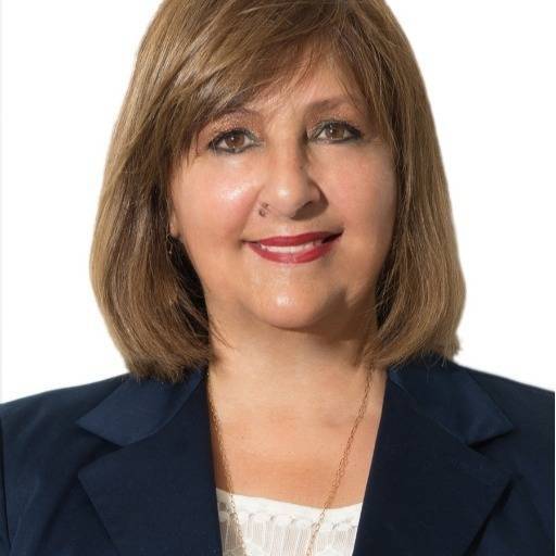 Nora R Leon Photo
