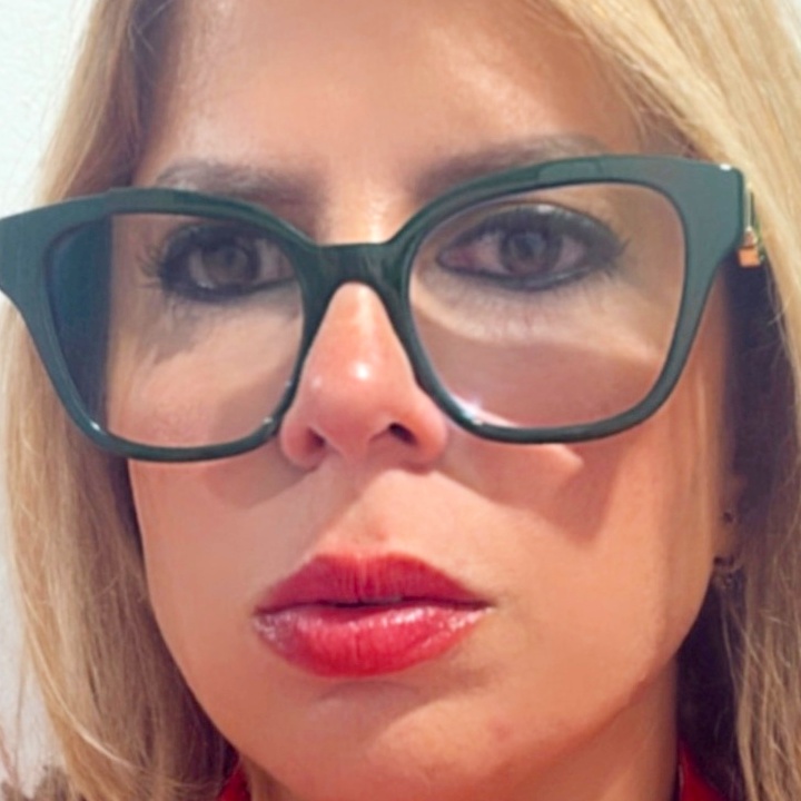 Yiselle Gonzalez Photo